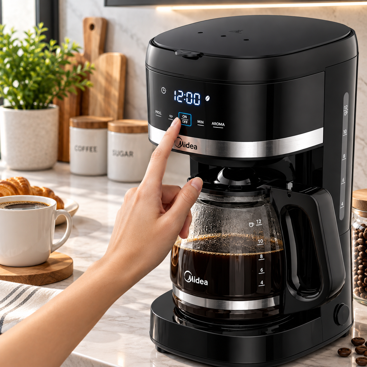Coffee Maker Digital Midea 12 Tazas MCD12RWCK Negro - imagen 4